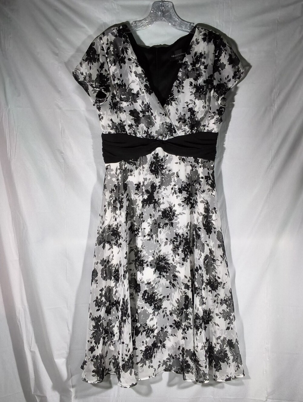 Connected Apparel Floral Chiffon Midi Dress
